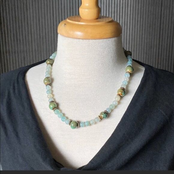 Agate and porcelain gold plated necklace and earrings set - Picture 11 of 14